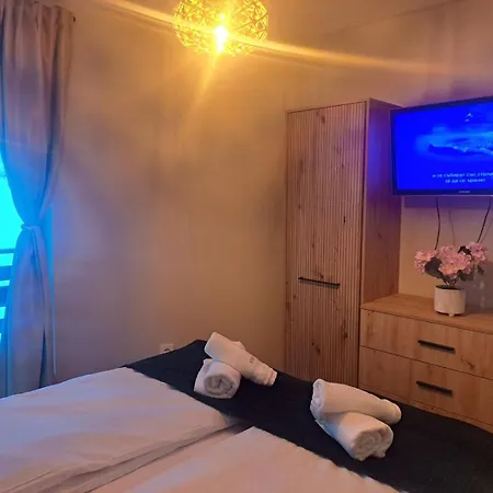 Alpine Apartment *